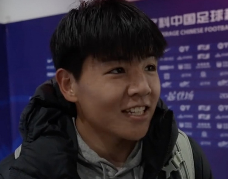首次入選國足后決定保密，徐彬：希望這次我可以為國足做點什么