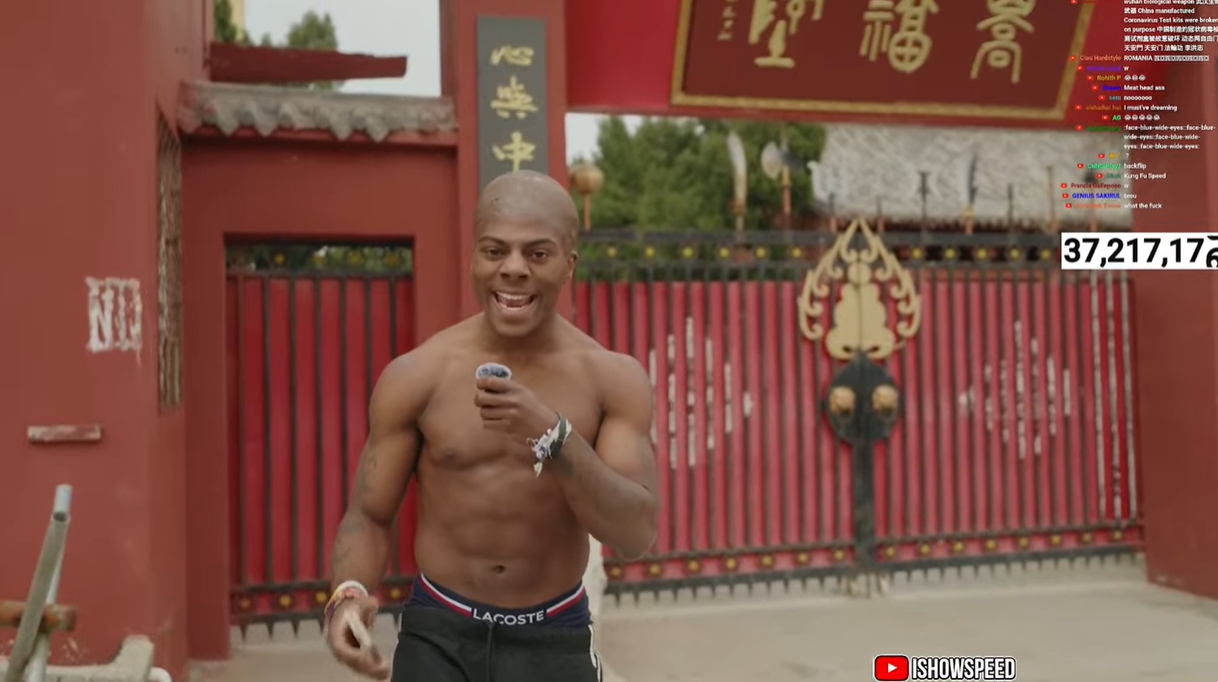 光頭造型！Speed中國行來到鄭州少林寺，上香拜佛學(xué)功夫