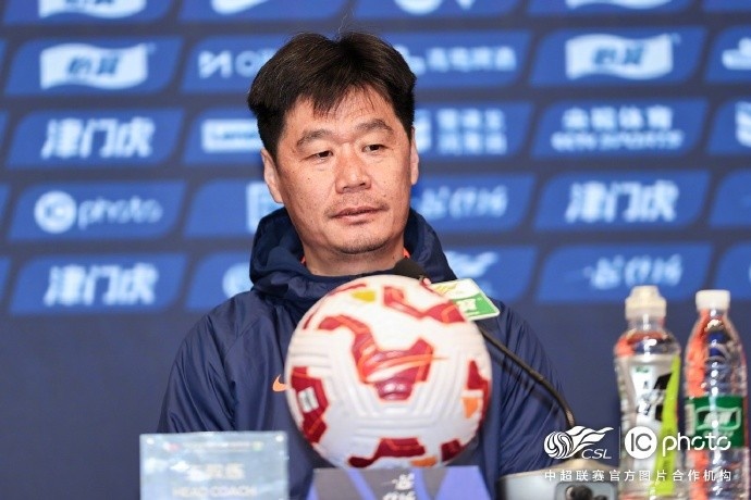 李霄鵬：希望明天比賽能打出一些新的東西，取得一個好的結(jié)果